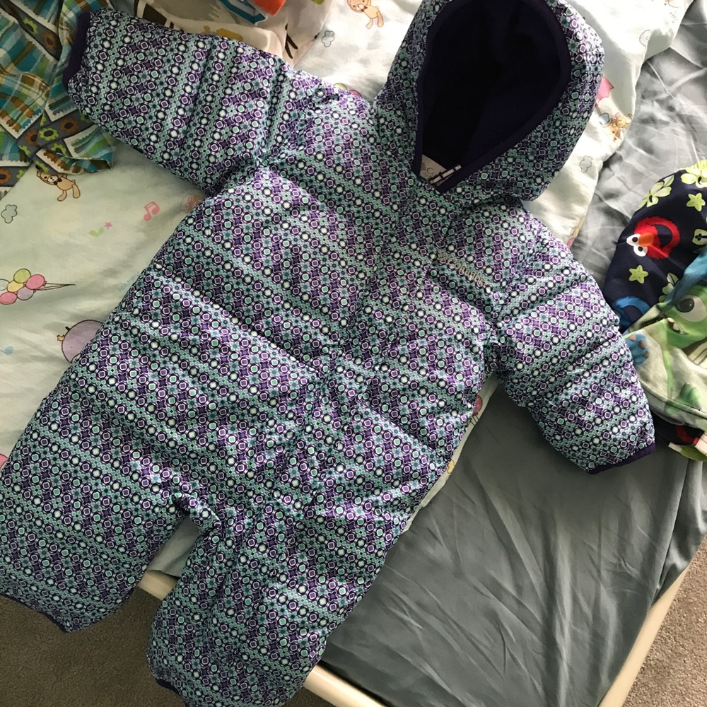 Columbia Down Snowsuit for 3-6month boy or girl.